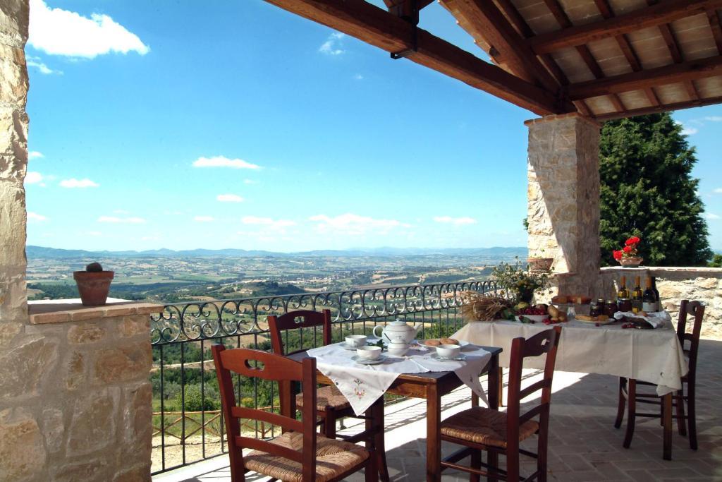 San Giovanni Al Monte Collazzone Екстериор снимка